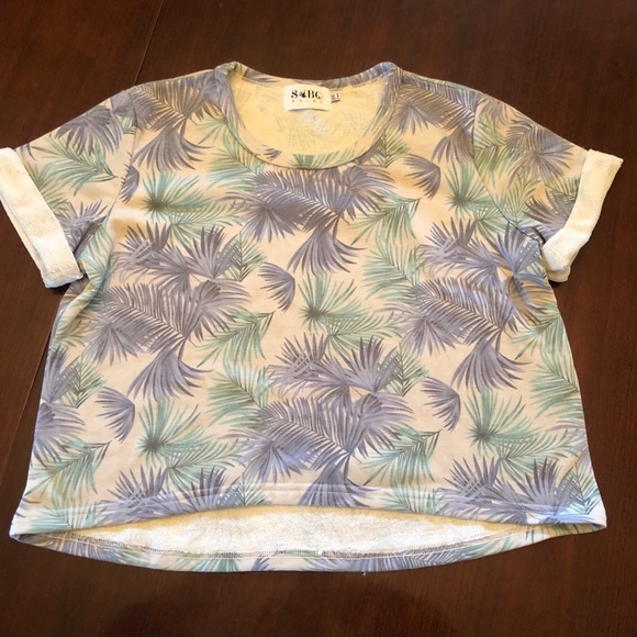 💥3 FOR $30💥 SABO SKIRT Floral Cuffed Tee - Picture 2 of 4